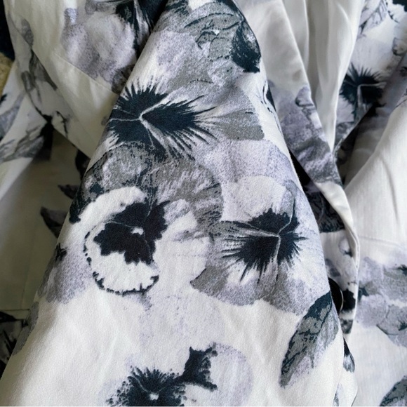 🖤 H&M BLACK WHITE FLORAL BLAZER JACKET! - Picture 8 of 14